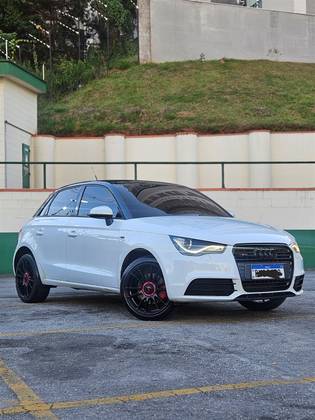 AUDI A1 1.4 TFSI ATTRACTION 16V 122CV GASOLINA 4P AUTOMÁTICO AUDI A1 1.4 TFSI ATTRACTION 16V 122CV GASOLINA 4P AUTOMÁTICO